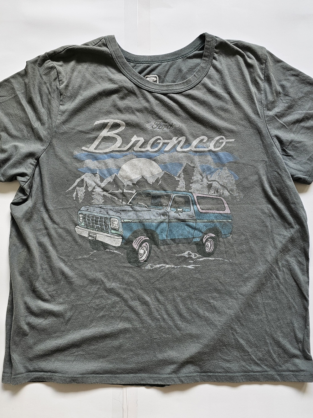 Ford Bronco Short Sleeve Tee in Gray and Blue Sz. XXL